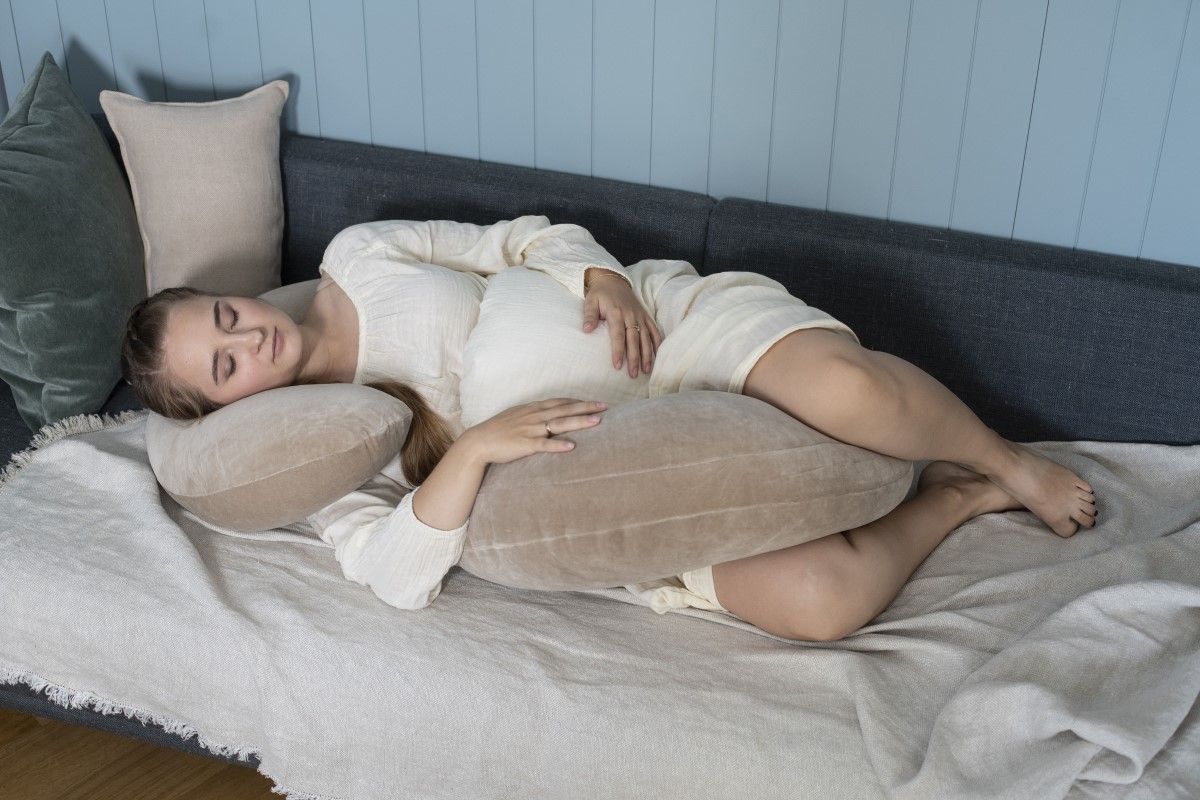 Poduszki dla ciężarnych – klucz do komfortowego snu